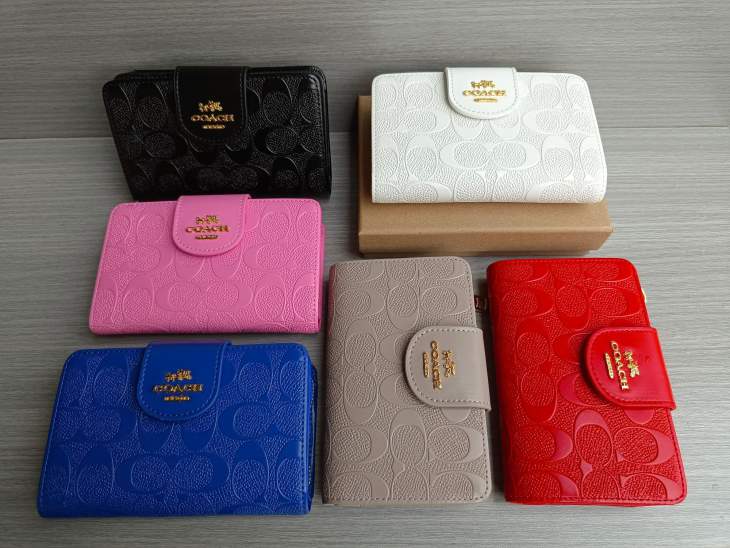 Picture of Coach Wallets _SKUfw208999344fw